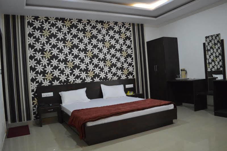 Hotel Pearl Palace Udajpur Exteriér fotografie